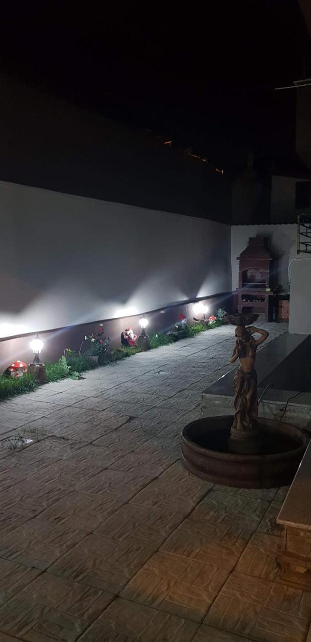 קונסטנצה Florencia Studios מראה חיצוני תמונה